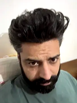 Snapshot of SoulHunt9 chatting on 10/28/25, 05:48 SoulHunt9 online show from 10/28/25, 05:48