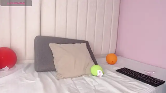 miel alisha online show from 11/26/25, 12:39