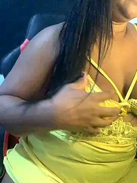 NatashaAzura online show from 10/29/25, 08:27