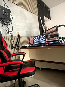 NatashaAzura online show from 11/15/25, 02:02