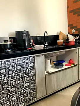 NatashaAzura online show from 11/30/25, 04:00