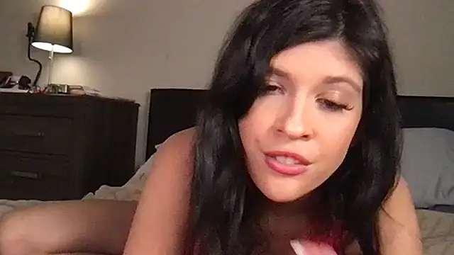 Livis world online show from 11/07/25, 11:16