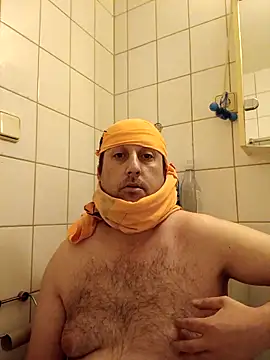 nmyour online show from 10/31/25, 01:17