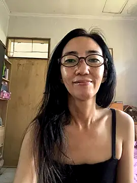 princessD077 online show from 10/28/25, 02:15