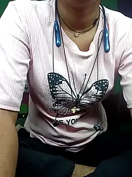 Snapshot of CUTE_kalpna chatting on 10/22/25, 01:50 CUTE kalpna online show from 10/22/25, 01:50