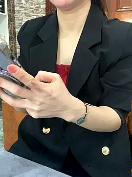 Phale2x online show from 11/30/25, 07:56