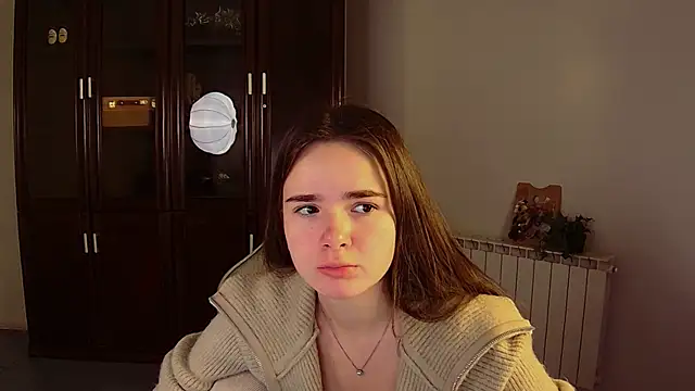 May Bloom online show from 10/31/25, 05:19