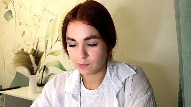 Snapshot of LunaAfrodita chatting on 10/26/25, 06:25 LunaAfrodita online show from 10/26/25, 06:25