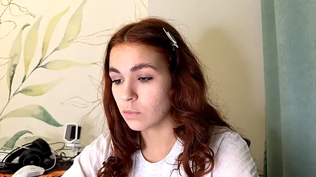 Snapshot of LunaAfrodita chatting on 11/02/25, 06:32 LunaAfrodita online show from 11/02/25, 06:32