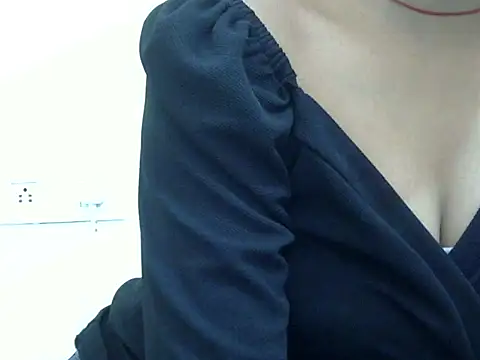 alexaroliluv online show from 10/25/25, 05:37