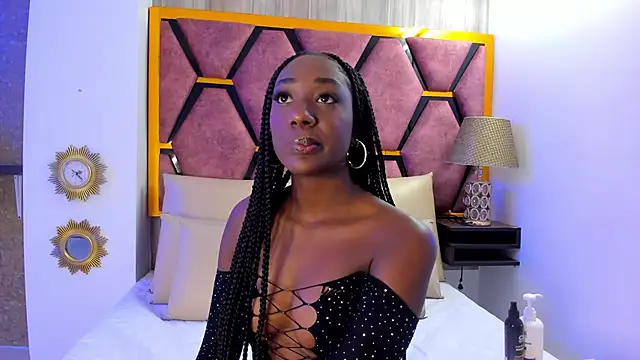 BritneyWalkers online show from 11/26/25, 11:33