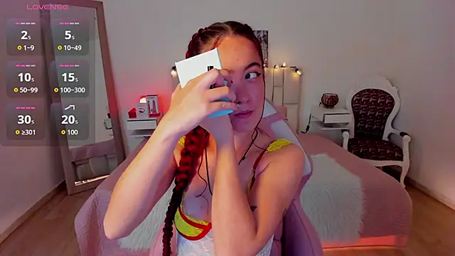 Snapshot of Amaraa_couper1 chatting on 11/01/25, 03:30 Amaraa couper1 online show from 11/01/25, 03:30