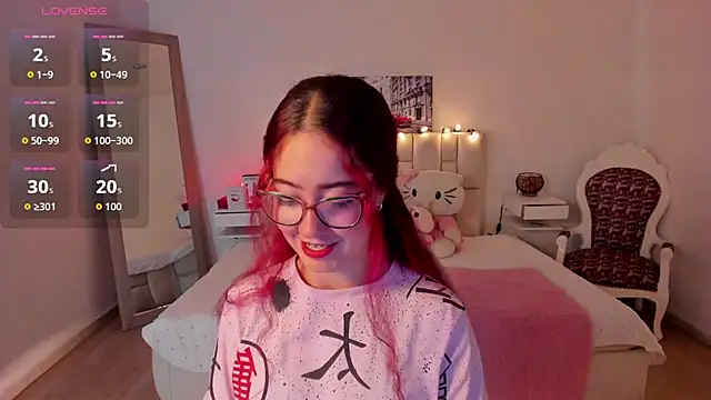 Snapshot of Amaraa_couper1 chatting on 11/05/25, 04:01 Amaraa couper1 online show from 11/05/25, 04:01