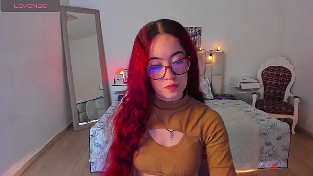 Snapshot of Amaraa_couper1 chatting on 11/15/25, 03:15 Amaraa couper1 online show from 11/15/25, 03:15