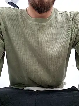 16enes16 online show from 10/22/25, 06:51