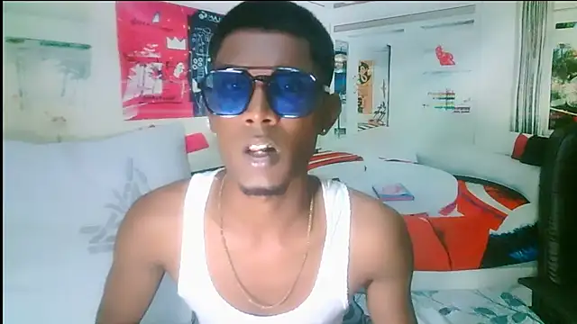 Snapshot of IndianThuggin chatting on 10/21/25, 06:19 IndianThuggin online show from 10/21/25, 06:19