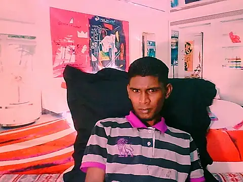 Snapshot of IndianThuggin chatting on 11/12/25, 04:24 IndianThuggin online show from 11/12/25, 04:24