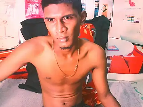 Snapshot of IndianThuggin chatting on 11/28/25, 04:04 IndianThuggin online show from 11/28/25, 04:04