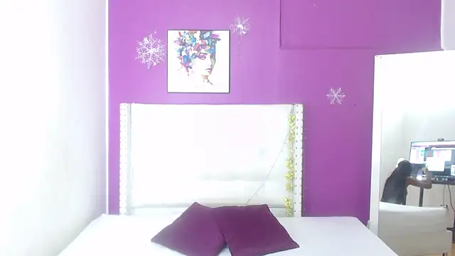 innocent sexybaby online show from 11/08/25, 03:50