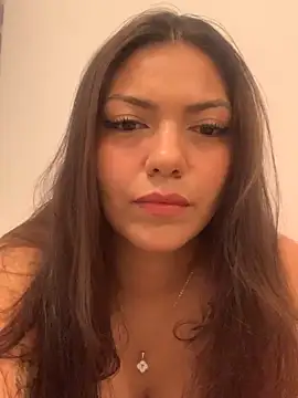 Snapshot of georgina_sexxii chatting on 10/21/25, 07:20 georgina sexxii online show from 10/21/25, 07:20