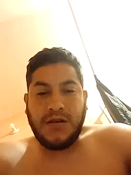 Snapshot of Travieso_21 chatting on 11/16/25, 08:31 Travieso 21 online show from 11/16/25, 08:31