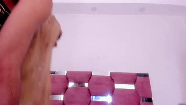 Snapshot of bonniie_blue chatting on 11/20/25, 03:50 bonniie blue online show from 11/20/25, 03:50