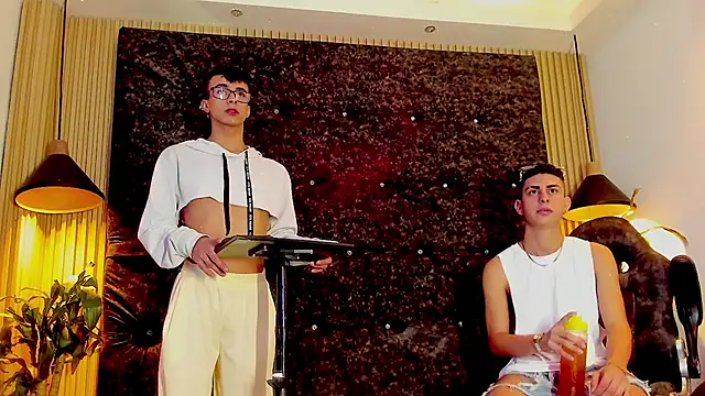 the fenix boy online show from 10/26/25, 09:53