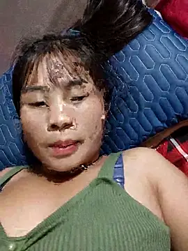 Squirrel-Pear online show from 10/25/25, 02:46