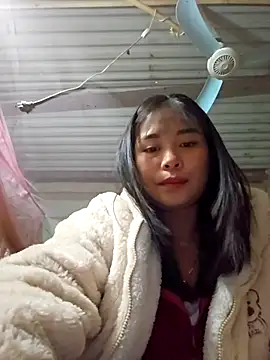 Squirrel-Pear online show from 11/28/25, 01:03