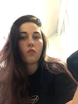 Snapshot of YourFrenchFeliciexo chatting on 10/23/25, 03:33 YourFrenchFeliciexo online show from 10/23/25, 03:33