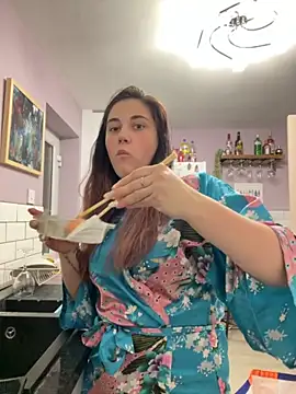 Snapshot of YourFrenchFeliciexo chatting on 10/24/25, 08:27 YourFrenchFeliciexo online show from 10/24/25, 08:27