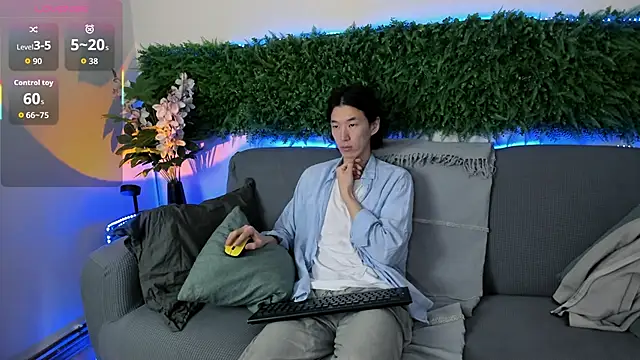 Snapshot of Jackson_Lei chatting on 10/22/25, 06:35 Jackson Lei online show from 10/22/25, 06:35