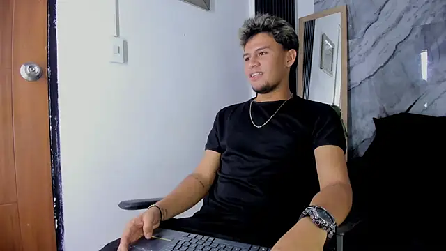 Alan-Smith1 online show from 11/26/25, 08:10