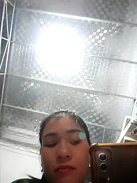 Miube2k online show from 10/28/25, 06:06