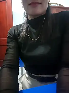 Miube2k online show from 10/31/25, 05:41