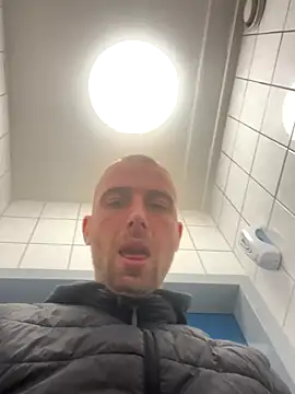 Rotteei1 online show from 11/13/25, 12:37