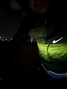 Snapshot of peladowisk chatting on 11/20/25, 12:00 peladowisk online show from 11/20/25, 12:00