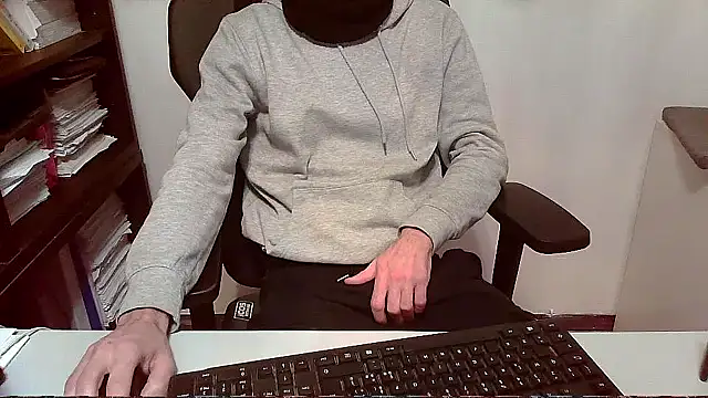 topg84 online show from 11/27/25, 06:32