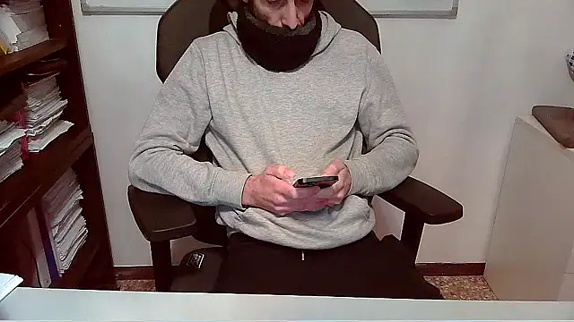 topg84 online show from 11/28/25, 05:59