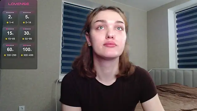 EmiliaRhodes online show from 10/23/25, 10:19