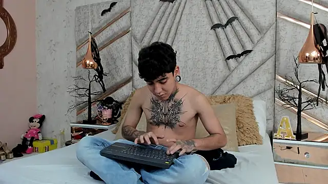 SantiOlsen online show from 11/03/25, 03:41