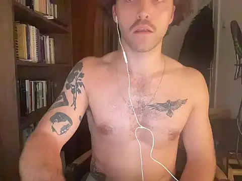 Snapshot of TattBoy666 chatting on 10/19/25, 01:17 TattBoy666 online show from 10/19/25, 01:17