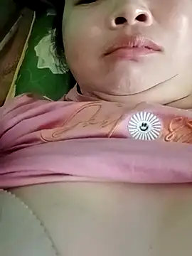 Snapshot of suka-bibi chatting on 11/19/25, 04:56 suka-bibi online show from 11/19/25, 04:56