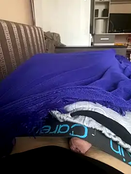 damiew1 online show from 10/30/25, 11:22