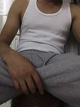 Snapshot of Axe-man_44 chatting on 10/20/25, 05:13 Axe-man 44 online show from 10/20/25, 05:13