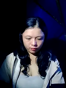 lisa-bae00 online show from 11/05/25, 11:21