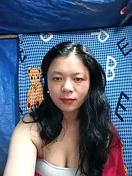 lisa-bae00 online show from 12/05/25, 12:19