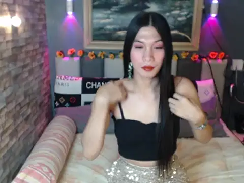 Snapshot of HotNathalie6900 chatting on 10/20/25, 03:34 HotNathalie6900 online show from 10/20/25, 03:34