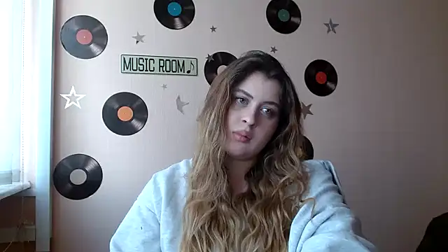 Amber  Glow online show from 10/27/25, 12:53