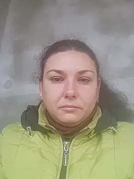 JuliaSky300 online show from 11/05/25, 06:57